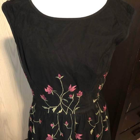 Black embellished Eshakti dress - Picture 2 of 6